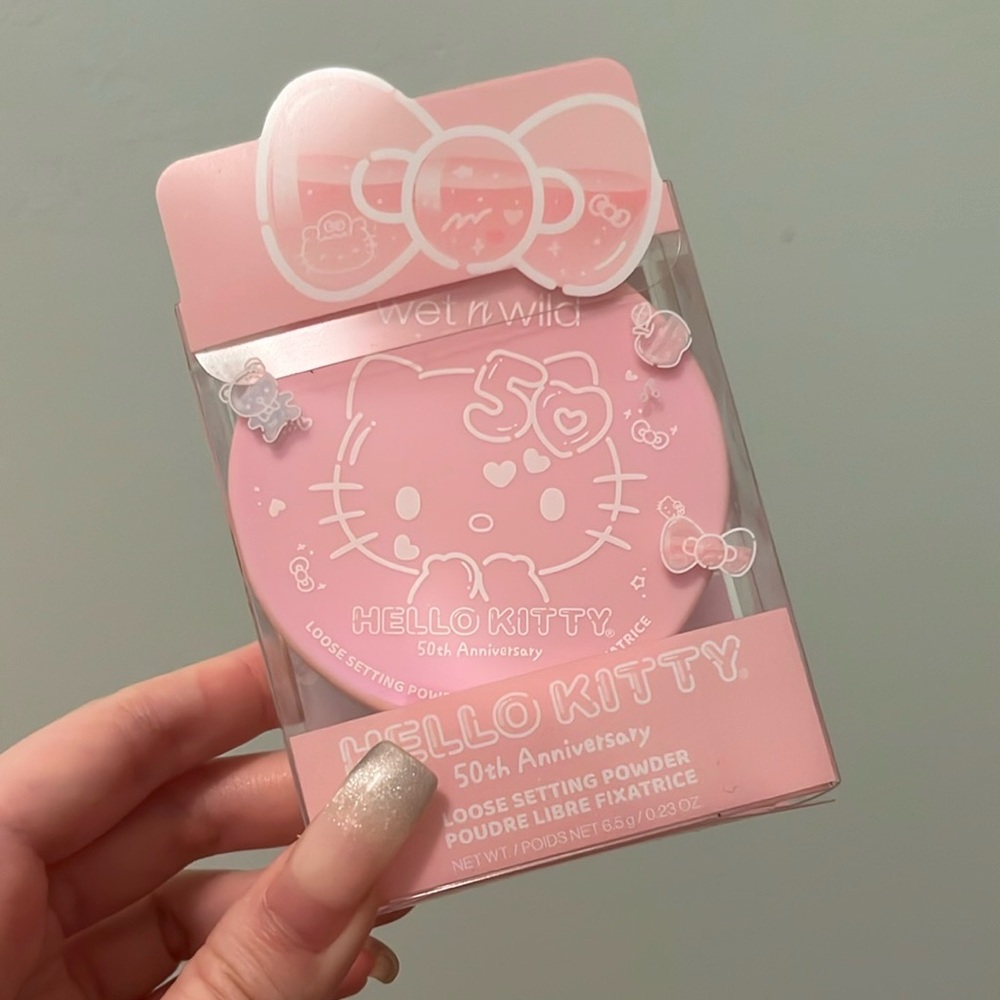Wet n Wild Hello Kitty 50th Anniversary Loose Setting Powder